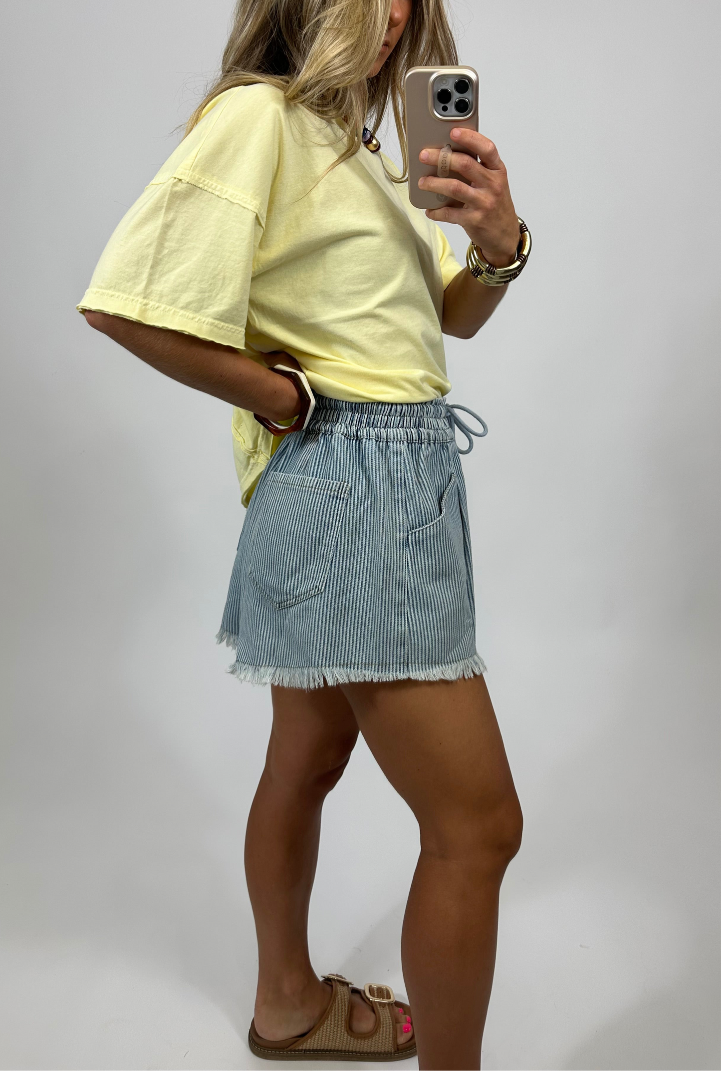 Marlowe Frayed Hem Shorts