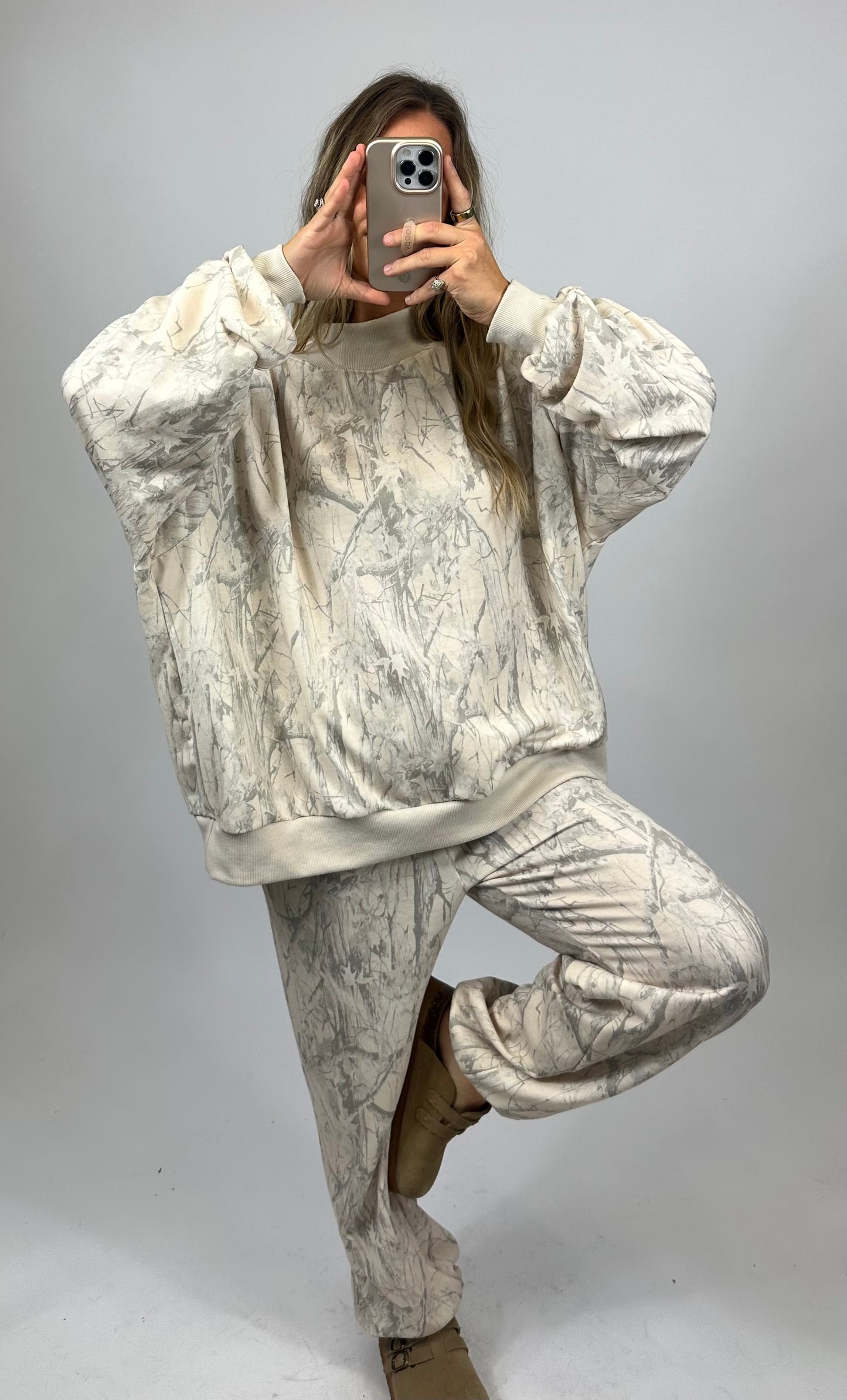 Hunt Mock Neck Sweatshirt