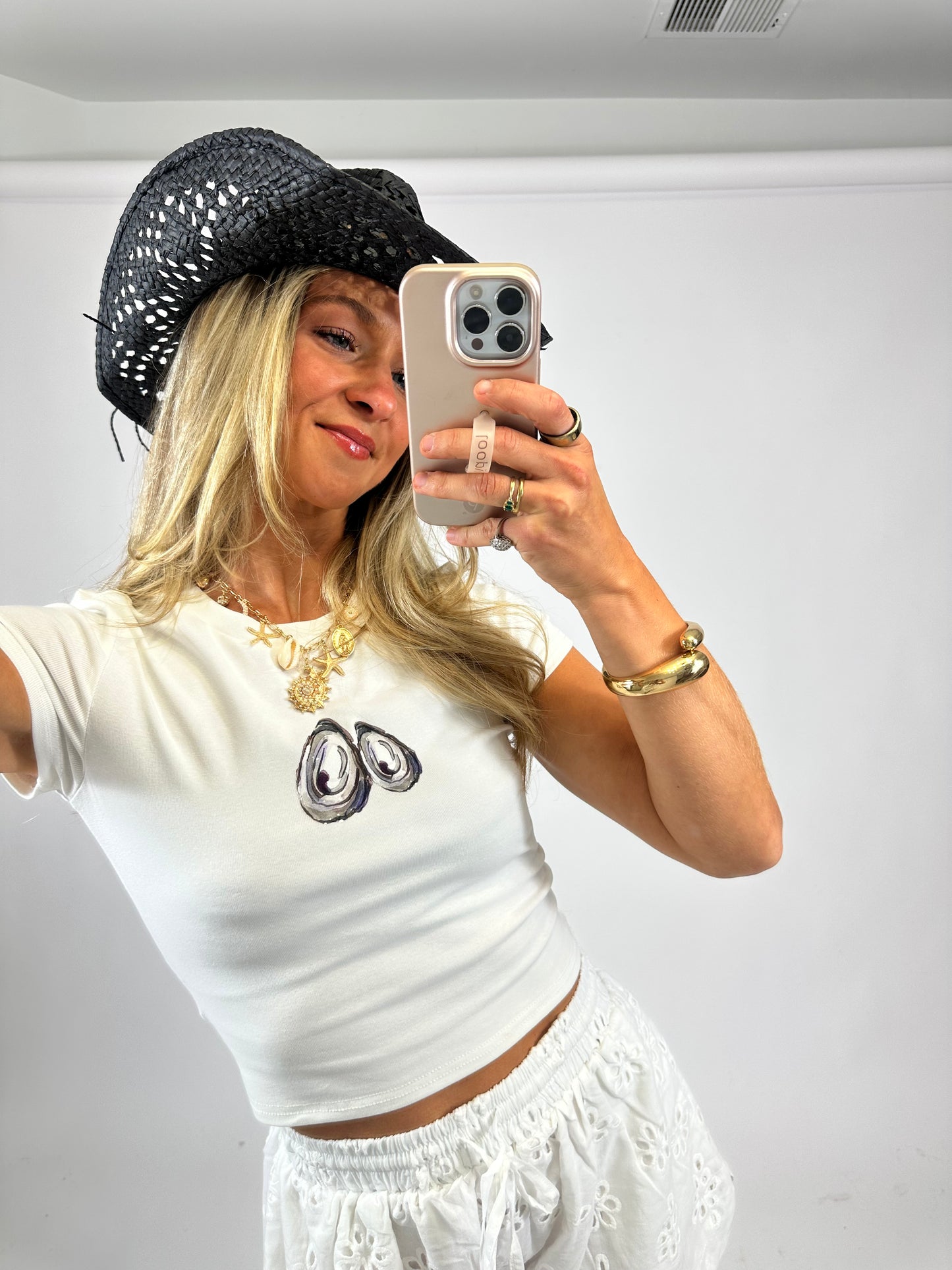 Salty Pearl Tee | August Moon Boutique