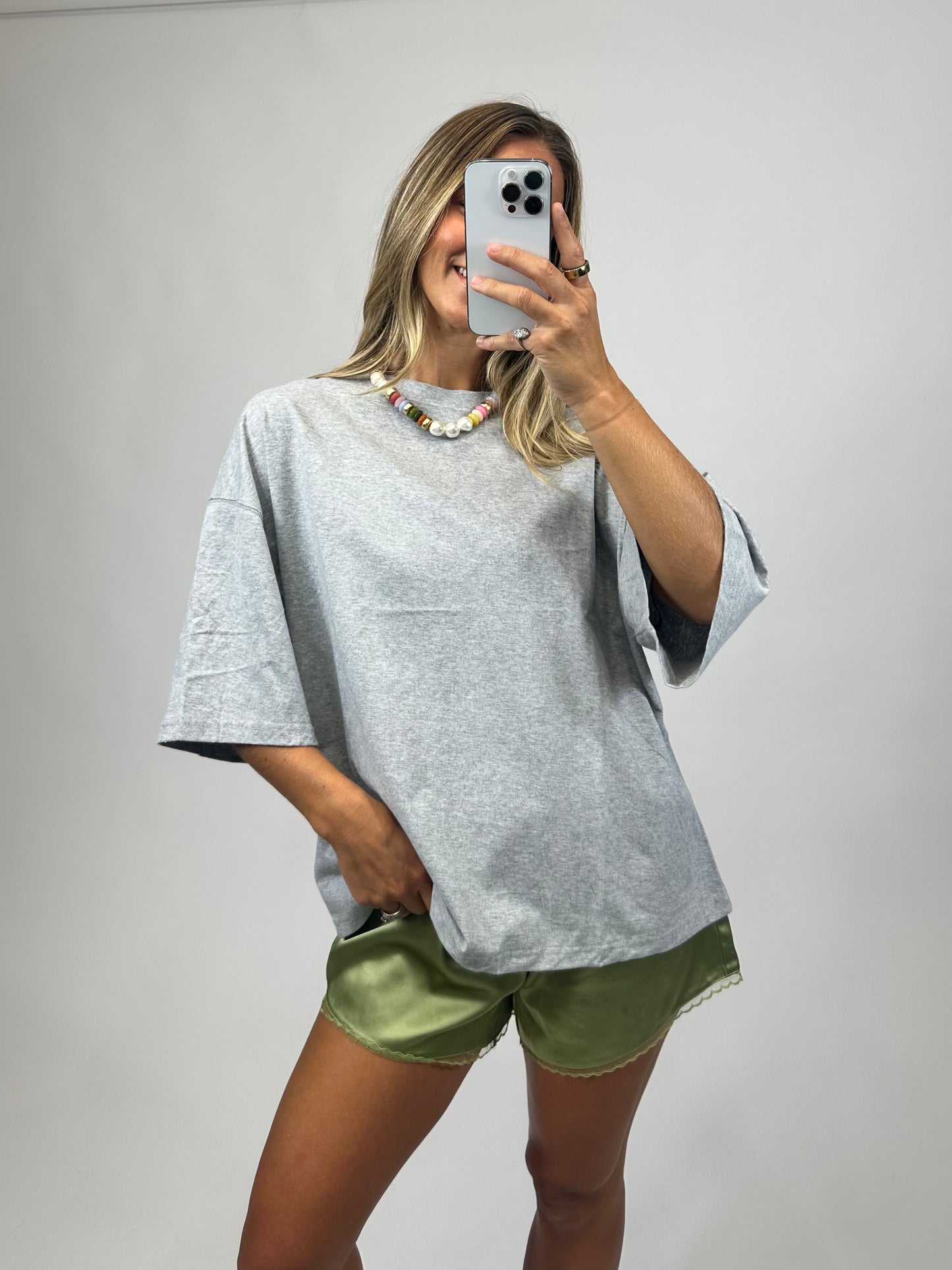 The Calla Classic Tee- Gray