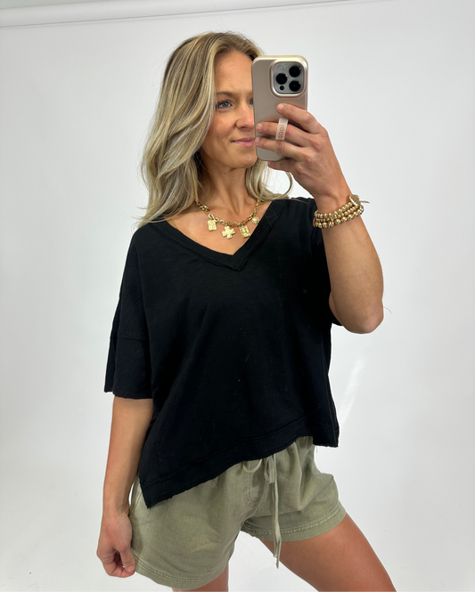 Edge V-Neck Tee - Black | August Moon Boutique