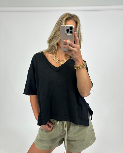 Edge V-Neck Tee - Black | August Moon Boutique