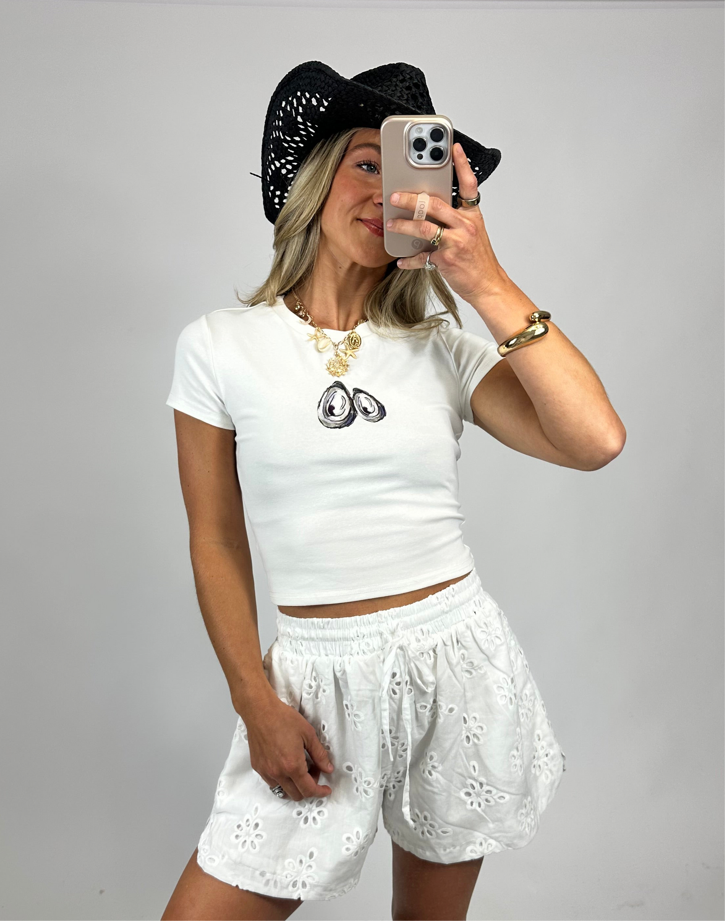 Salty Pearl Tee | August Moon Boutique